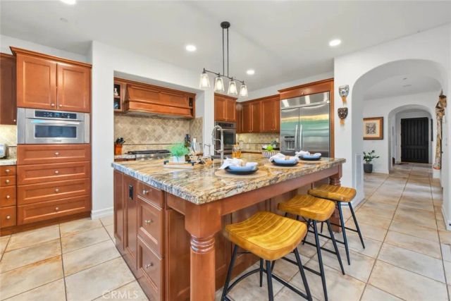 23 Seclusion, Irvine, CA 92618