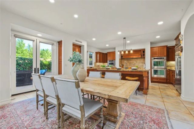 23 Seclusion, Irvine, CA 92618