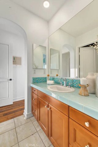 23 Seclusion, Irvine, CA 92618