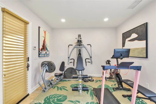 23 Seclusion, Irvine, CA 92618