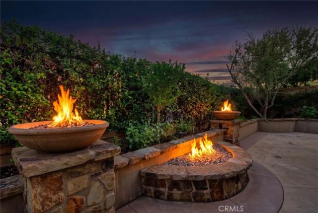 23 Seclusion, Irvine, CA 92618