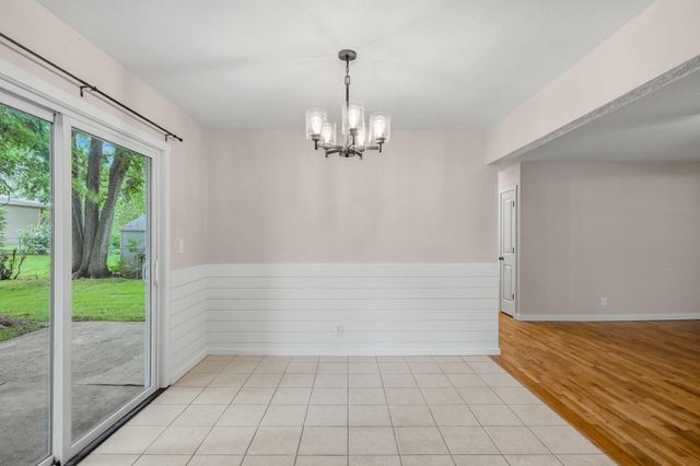 2308 S Delaware Avenue, Springfield, MO 65804