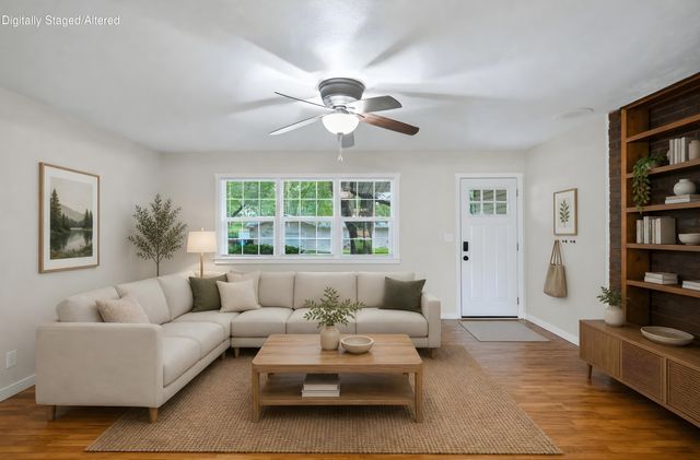 2308 S Delaware Avenue, Springfield, MO 65804
