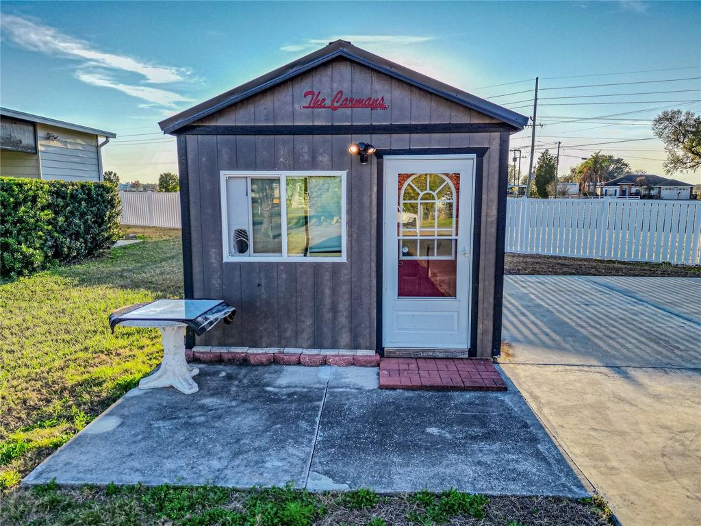 4905 SHORE LINE DRIVE, Polk City, FL 33868