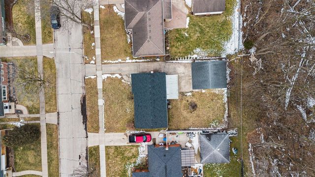 36891 Thinbark Street, Wayne, MI 48184