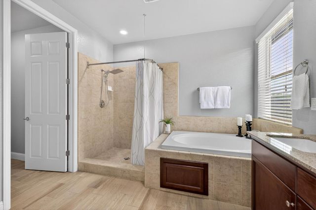 2446 S Claremont, Fresno, CA 93727