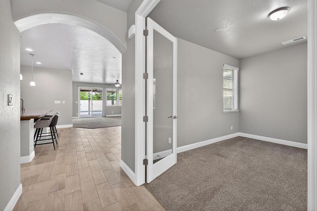 2446 S Claremont, Fresno, CA 93727