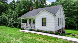 2704 Kool Park Road NE, Hickory, NC 28601