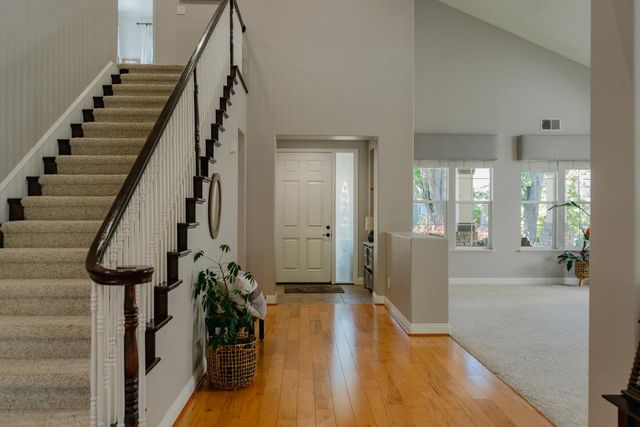 1481 Grey Owl Cir, Roseville, CA 95661
