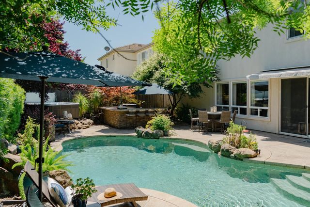 1481 Grey Owl Cir, Roseville, CA 95661