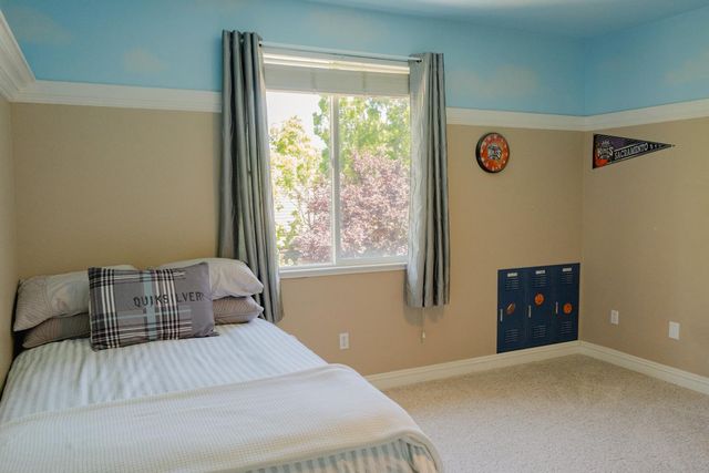1481 Grey Owl Cir, Roseville, CA 95661