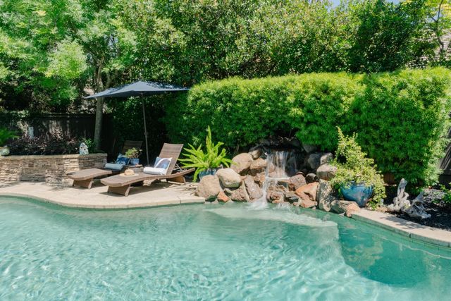 1481 Grey Owl Cir, Roseville, CA 95661