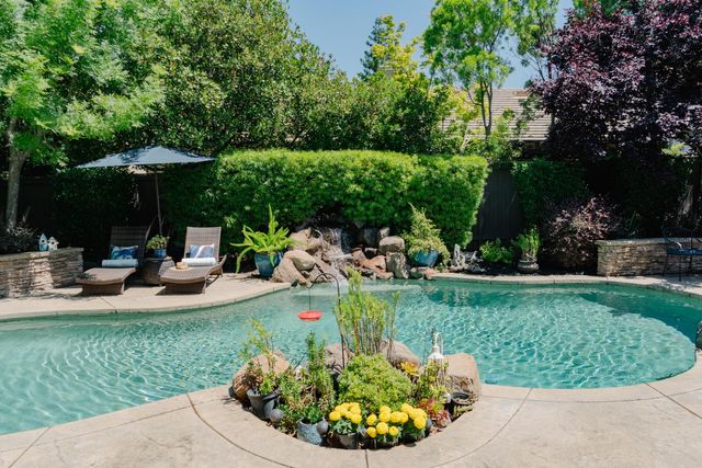 1481 Grey Owl Cir, Roseville, CA 95661