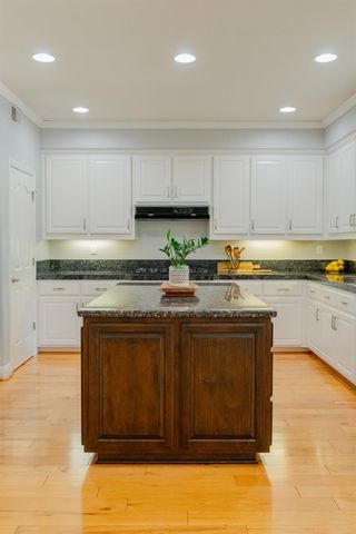 1481 Grey Owl Cir, Roseville, CA 95661