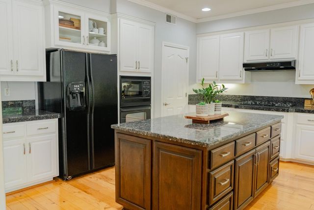 1481 Grey Owl Cir, Roseville, CA 95661