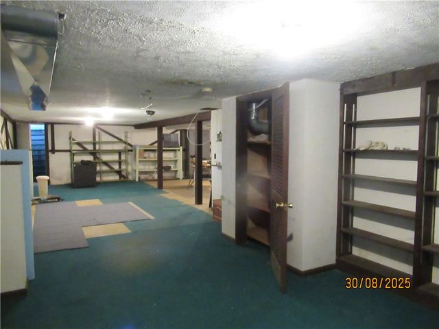 9 Jefferson Avenue, Leroy, NY 14482