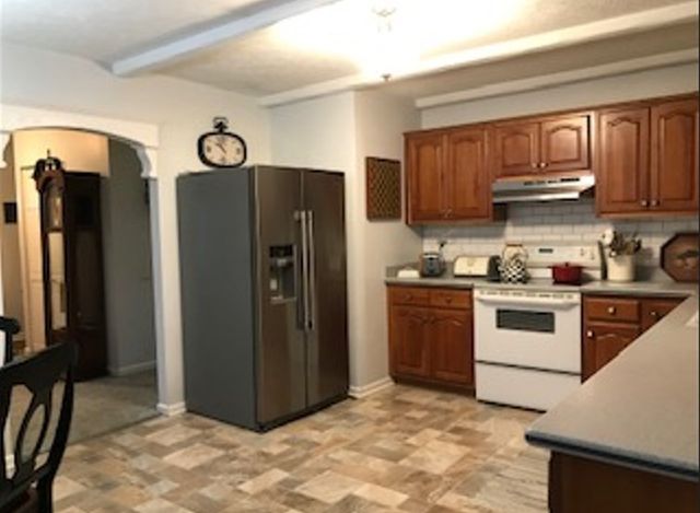 9 Jefferson Avenue, Leroy, NY 14482