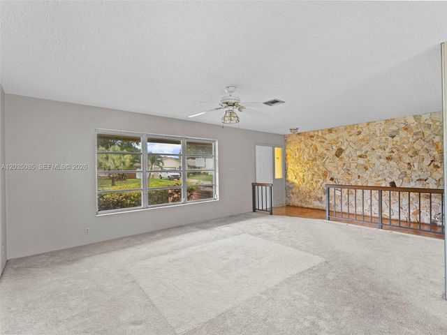 2862 SW 13th Ct, Deerfield Beach, FL 33442