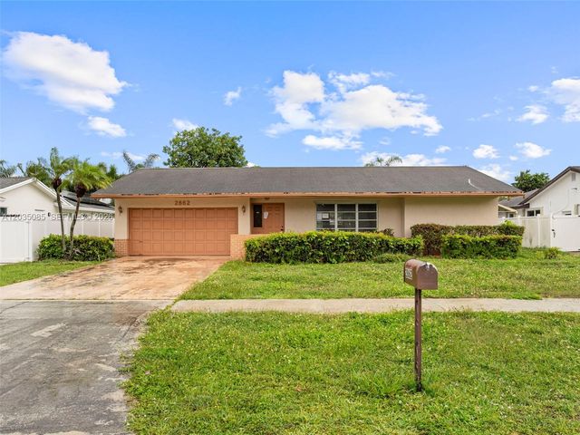 2862 SW 13th Ct, Deerfield Beach, FL 33442