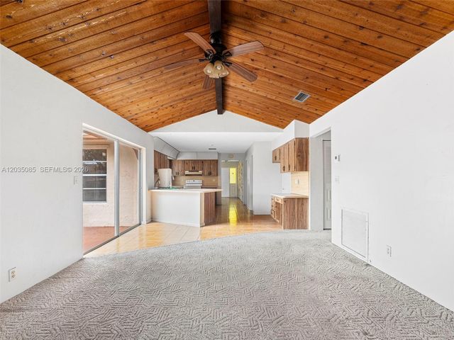 2862 SW 13th Ct, Deerfield Beach, FL 33442