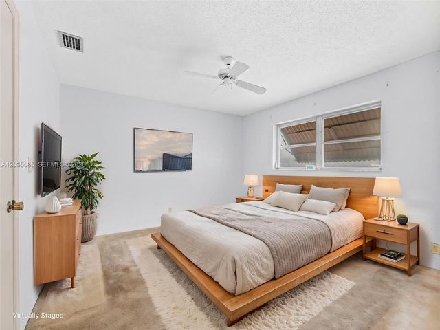 2862 SW 13th Ct, Deerfield Beach, FL 33442
