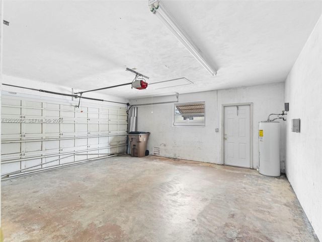 2862 SW 13th Ct, Deerfield Beach, FL 33442