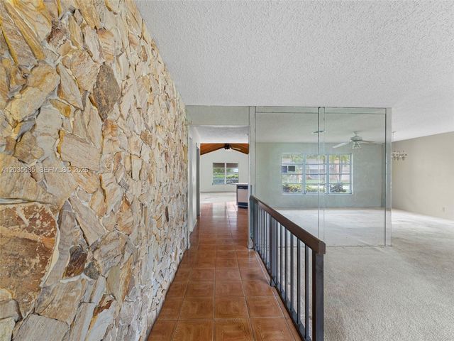 2862 SW 13th Ct, Deerfield Beach, FL 33442
