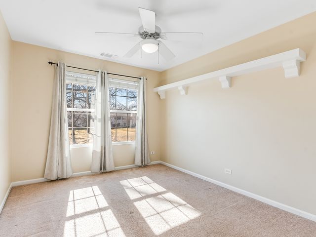 2494 Stoughton Circle, Aurora, IL 60502