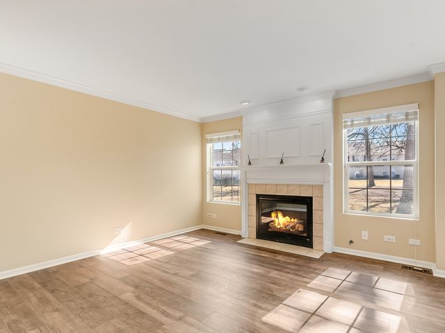 2494 Stoughton Circle, Aurora, IL 60502