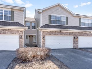 2494 Stoughton Circle, Aurora, IL 60502
