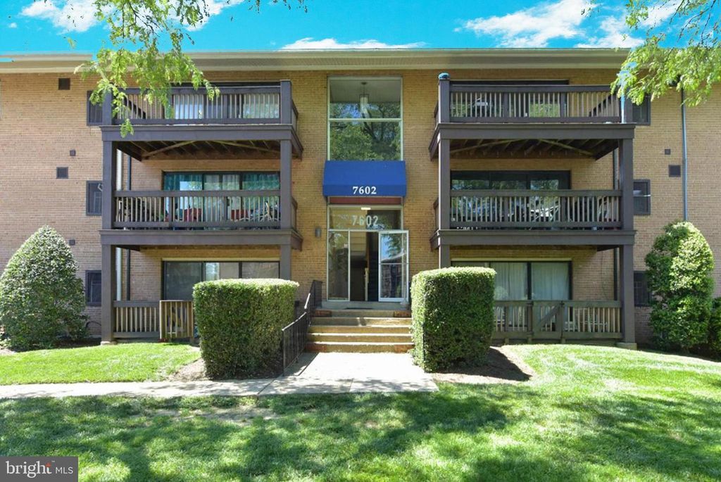 7602 SAVANNAH ST #204, Falls Church, VA 22043