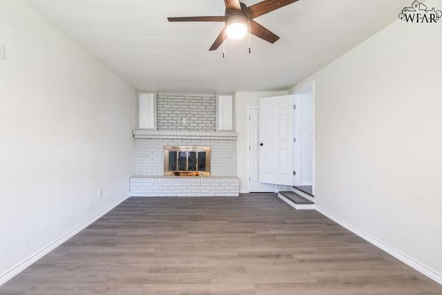 503 N GRAHAM STREET, Henrietta, TX 76365