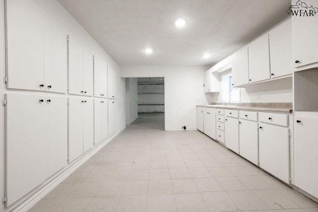 503 N GRAHAM STREET, Henrietta, TX 76365