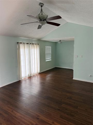 4910 Alamo Drive, Galveston, TX 77551