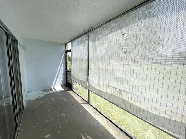 1811 Meadows Circle W, Boynton Beach, FL 33436