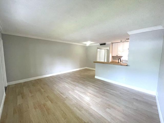 1811 Meadows Circle W, Boynton Beach, FL 33436