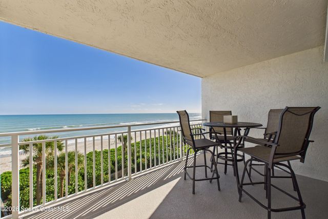 2727 N Highway A1a W 304, Indialantic, FL 32903