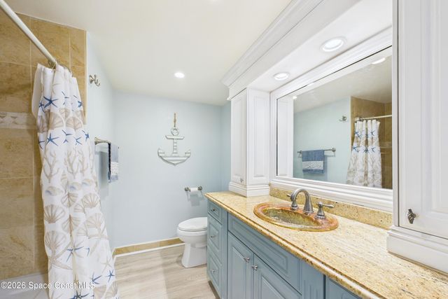 2727 N Highway A1a W 304, Indialantic, FL 32903