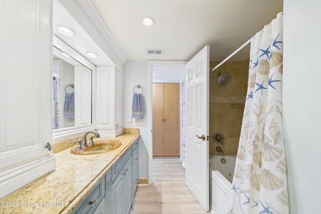 2727 N Highway A1a W 304, Indialantic, FL 32903