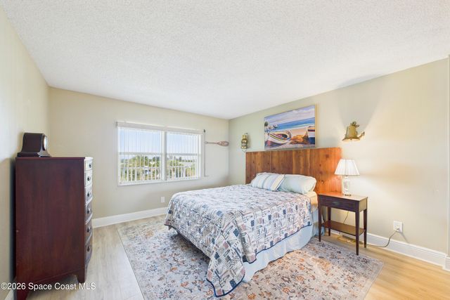 2727 N Highway A1a W 304, Indialantic, FL 32903