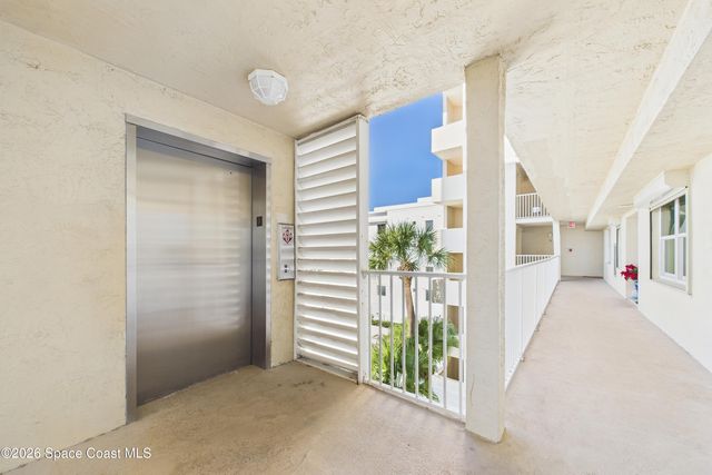 2727 N Highway A1a W 304, Indialantic, FL 32903