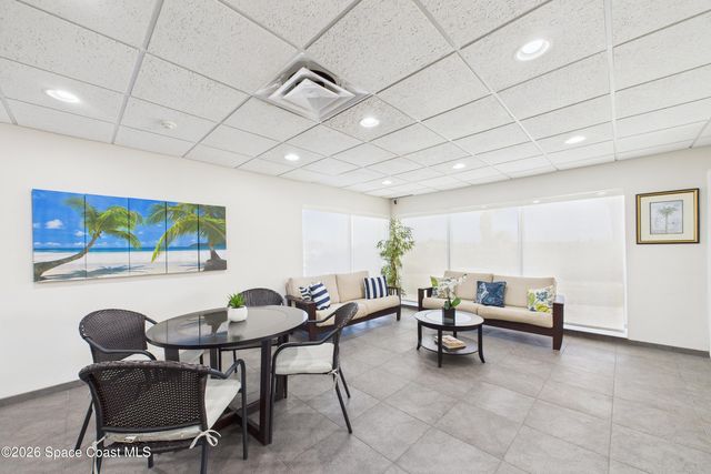 2727 N Highway A1a W 304, Indialantic, FL 32903