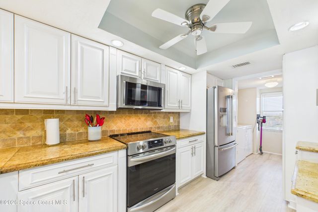 2727 N Highway A1a W 304, Indialantic, FL 32903