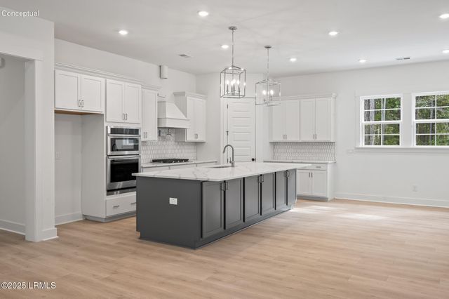 36 Tuscarora Avenue, Beaufort, SC 29907