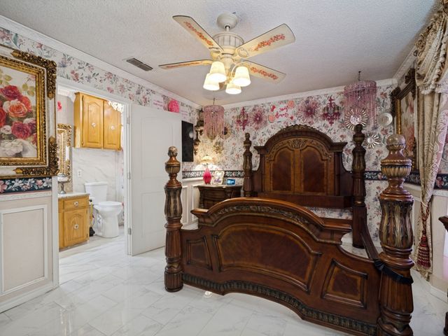 302 Johnson Street, Seagoville, TX 75159
