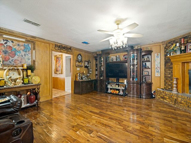 302 Johnson Street, Seagoville, TX 75159