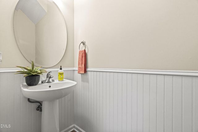 2513 Asher View Court, Raleigh, NC 27606