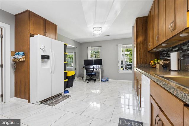 5276 SUDBERRY LN, Woodbridge, VA 22193