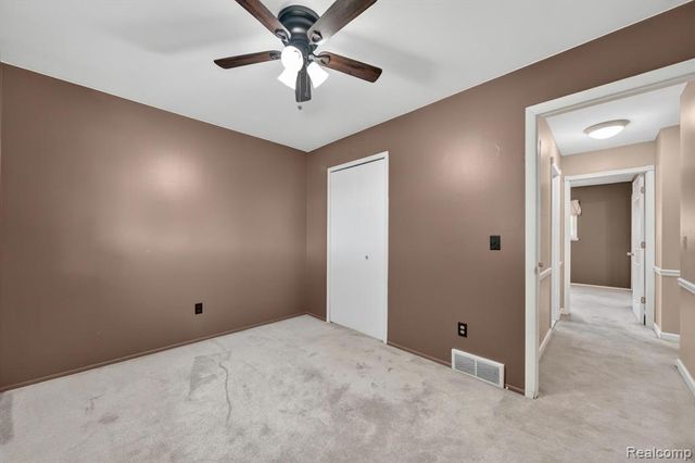 11223 Hemlock Drive, Sterling Heights, MI 48312