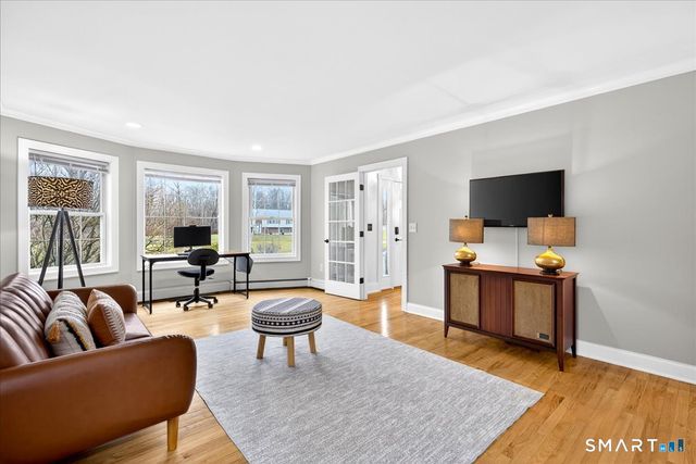 22 Emerald Lane, Bethany, CT 06524